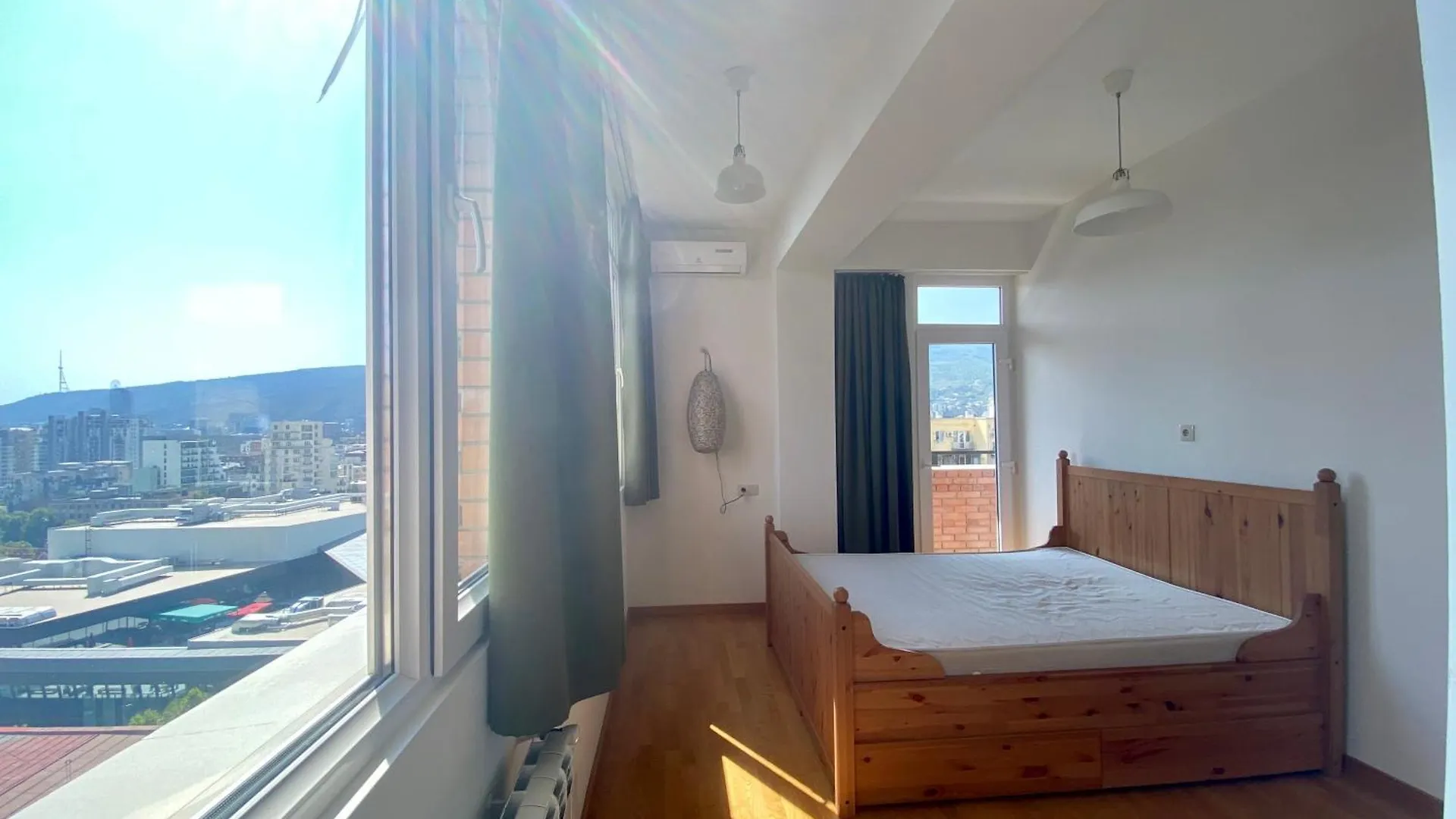 Bright 2Br With Views & Parking Apartman Tbiliszi Grúzia